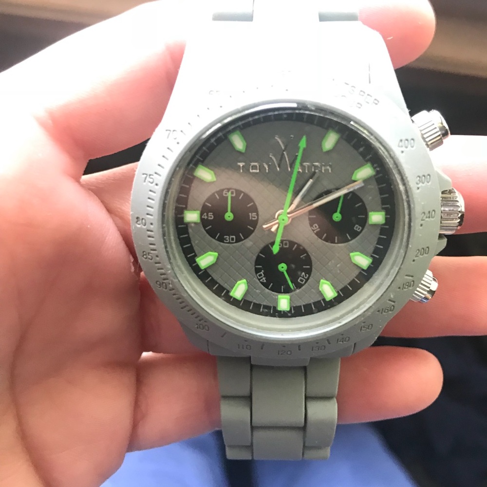 TOY WATCH!